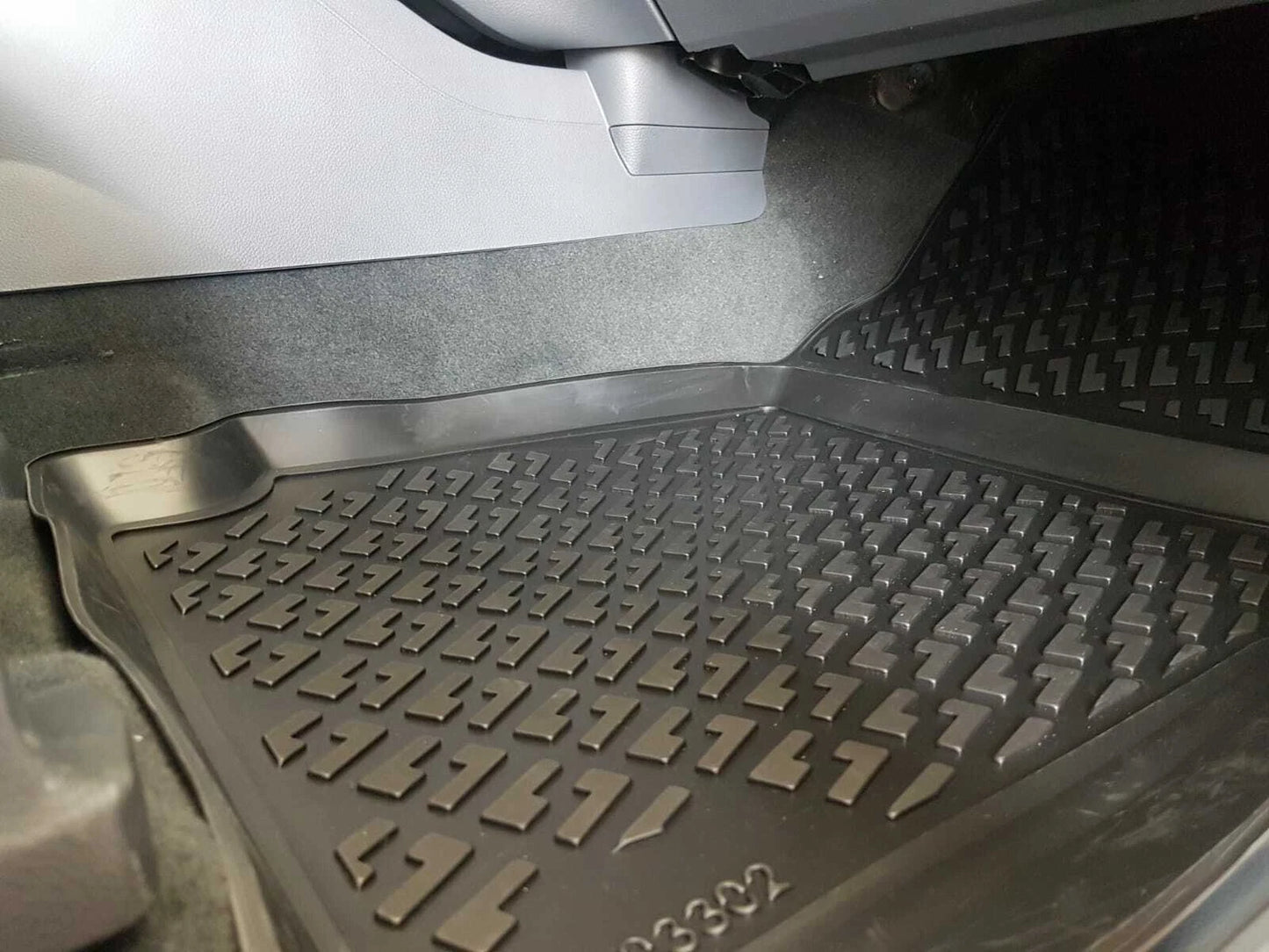 Rubber Floor Mats Tailored Deep Tray VW AMAROK 2010-2016 Mud Mat RHD