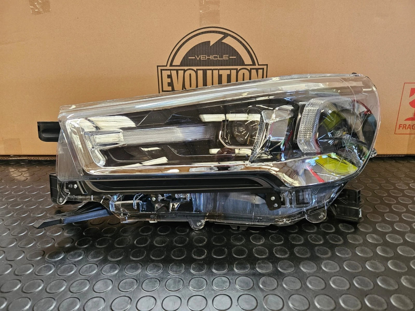 Headlight Headlamp Set Pair LED DRL Replacement Toyota Hilux 2020 on MK9