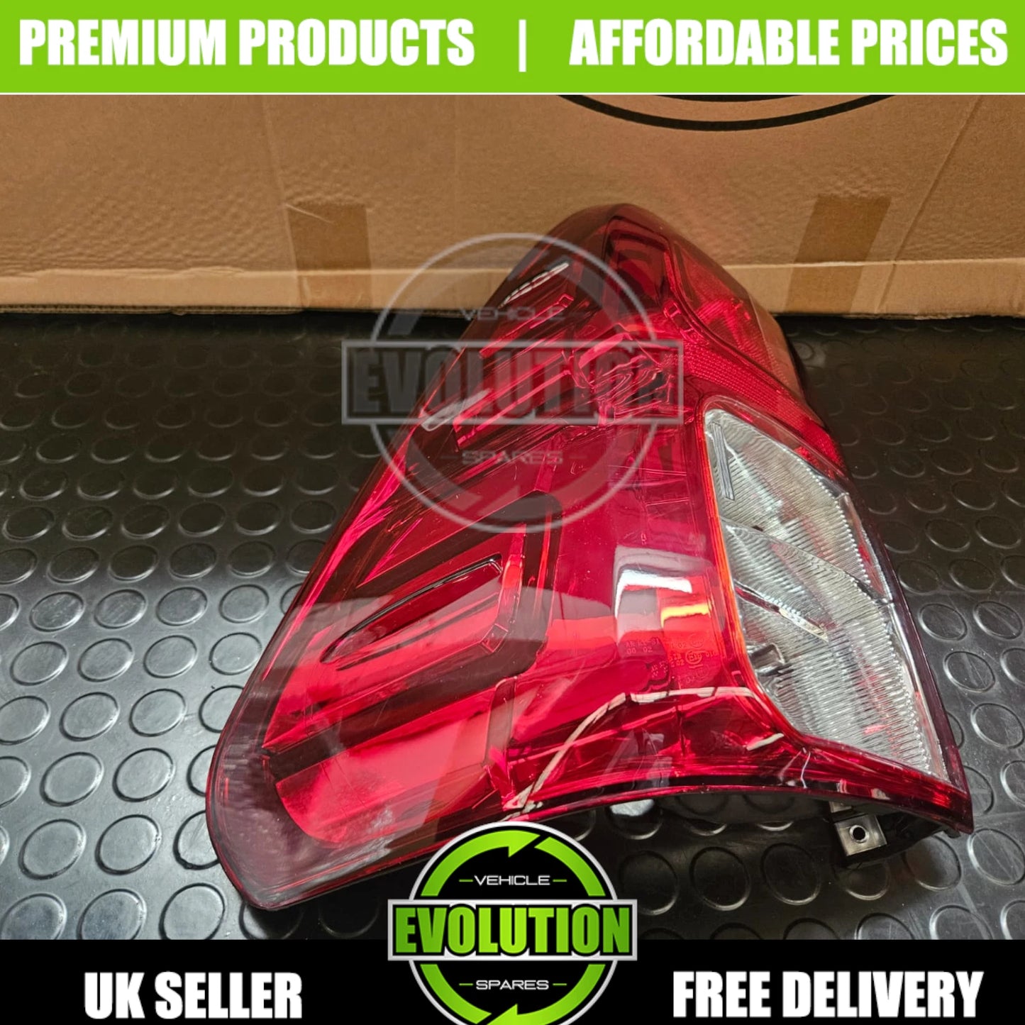 Rear Lights Tail Lamp Pair Right & Left back light For Toyota Hilux 2016-2020